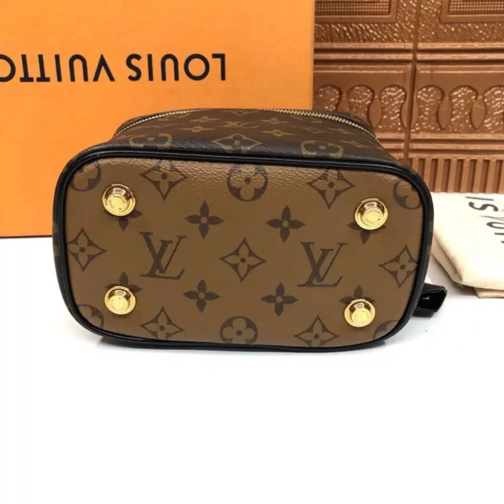 Louis Vuitton Women Pre-Loved Bag Very Good Condition